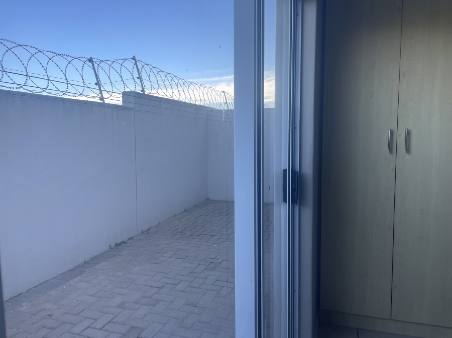 3 Bedroom Property for Sale in Villa Diamante Western Cape